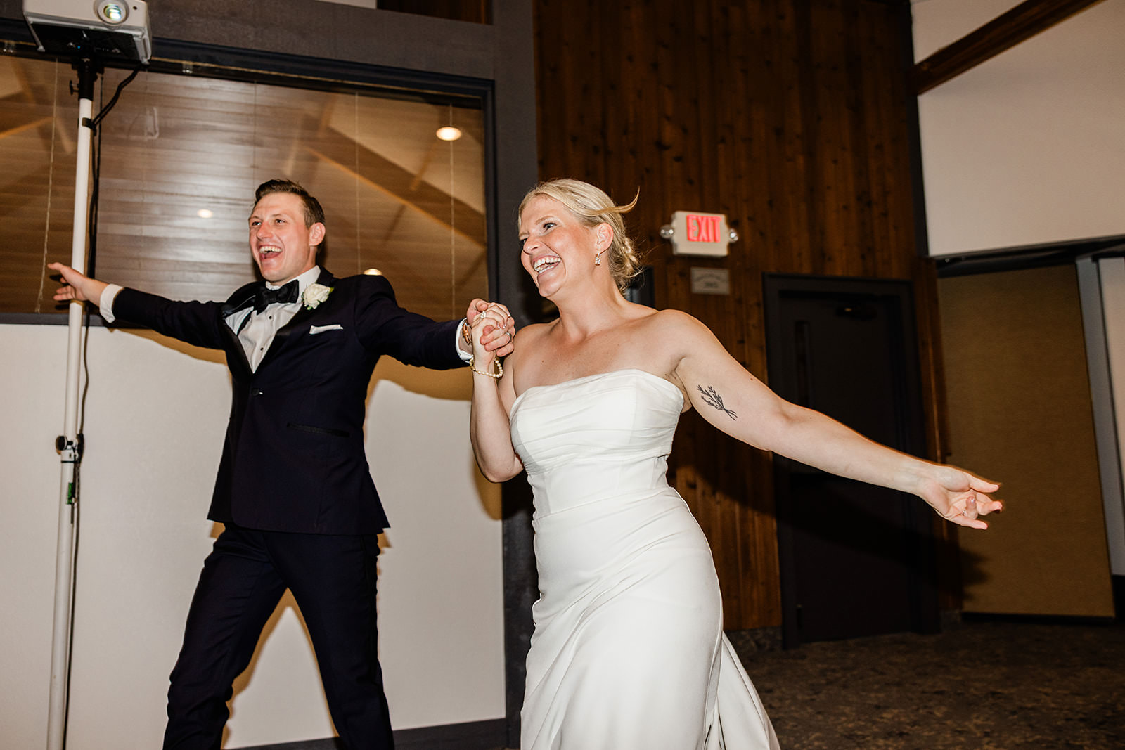 Toasts — reactions at the head table — Tim Larsen Photography, Brainerd Lakes MN