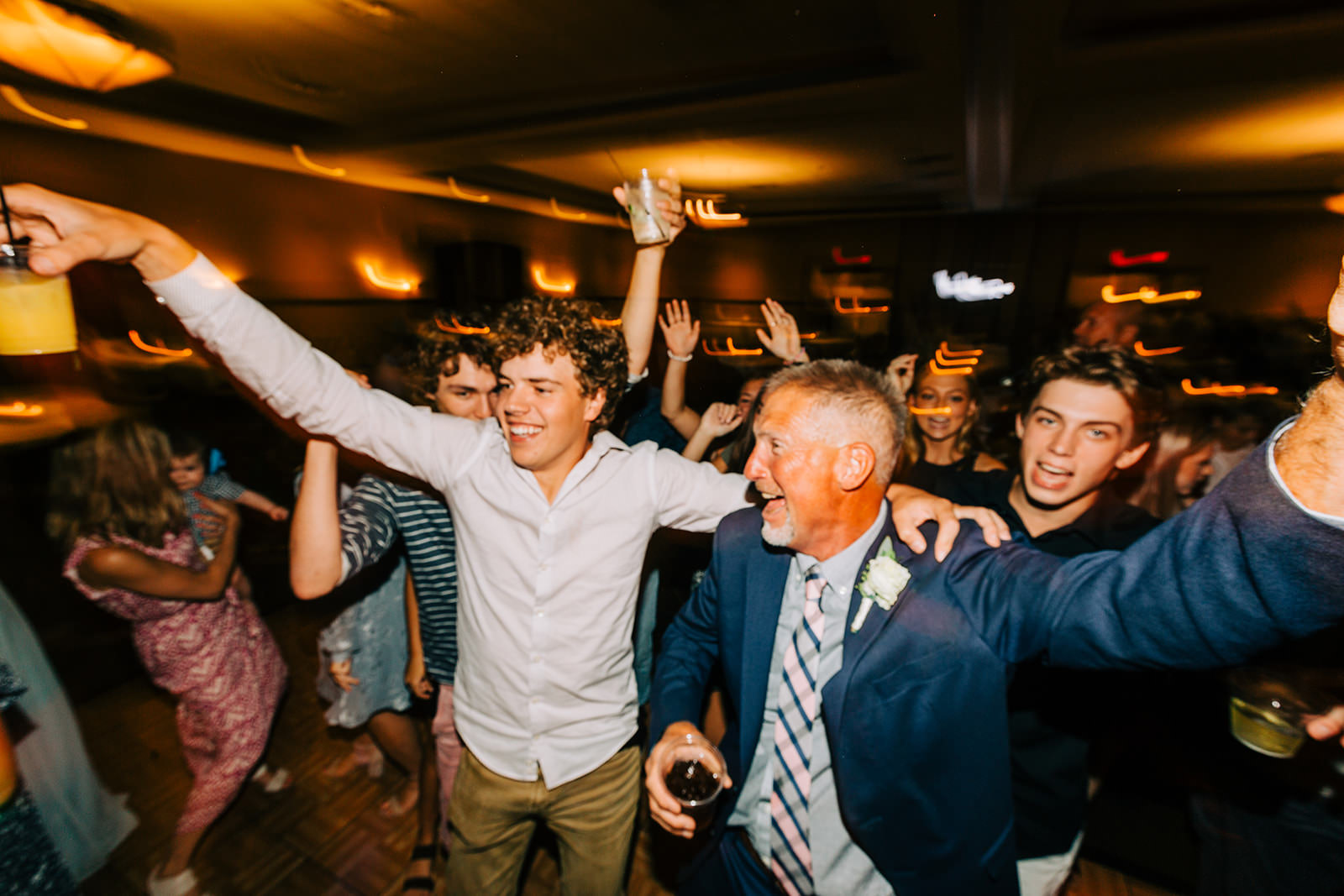 Packed dance floor — guests celebrating at Grand View Lodge reception — Tim Larsen Photography, Brainerd Lakes MN